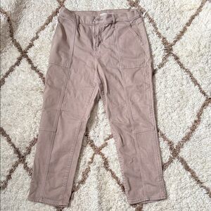 Old Navy Women’s Cargo Pants in Taupe